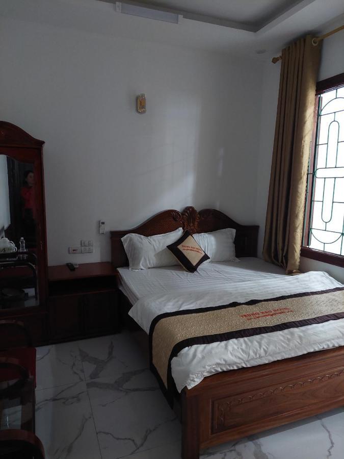 Nha Nghi Trung Hau Hotell Mong Cai Eksteriør bilde