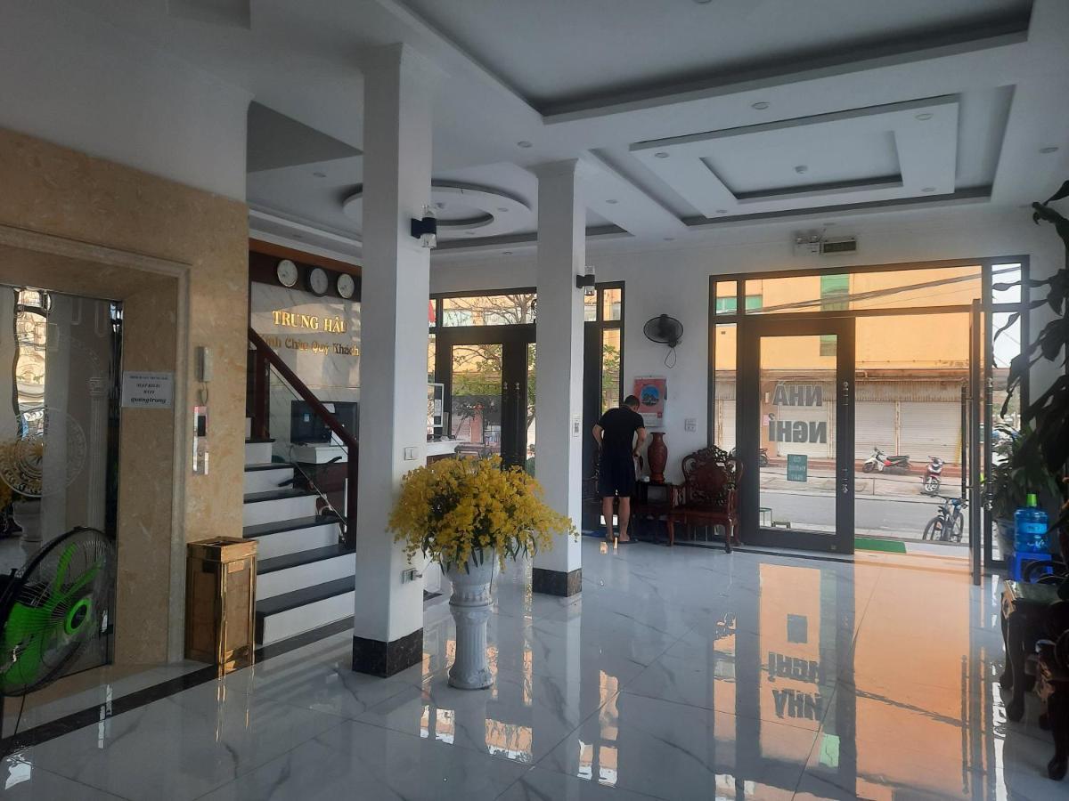 Nha Nghi Trung Hau Hotell Mong Cai Eksteriør bilde